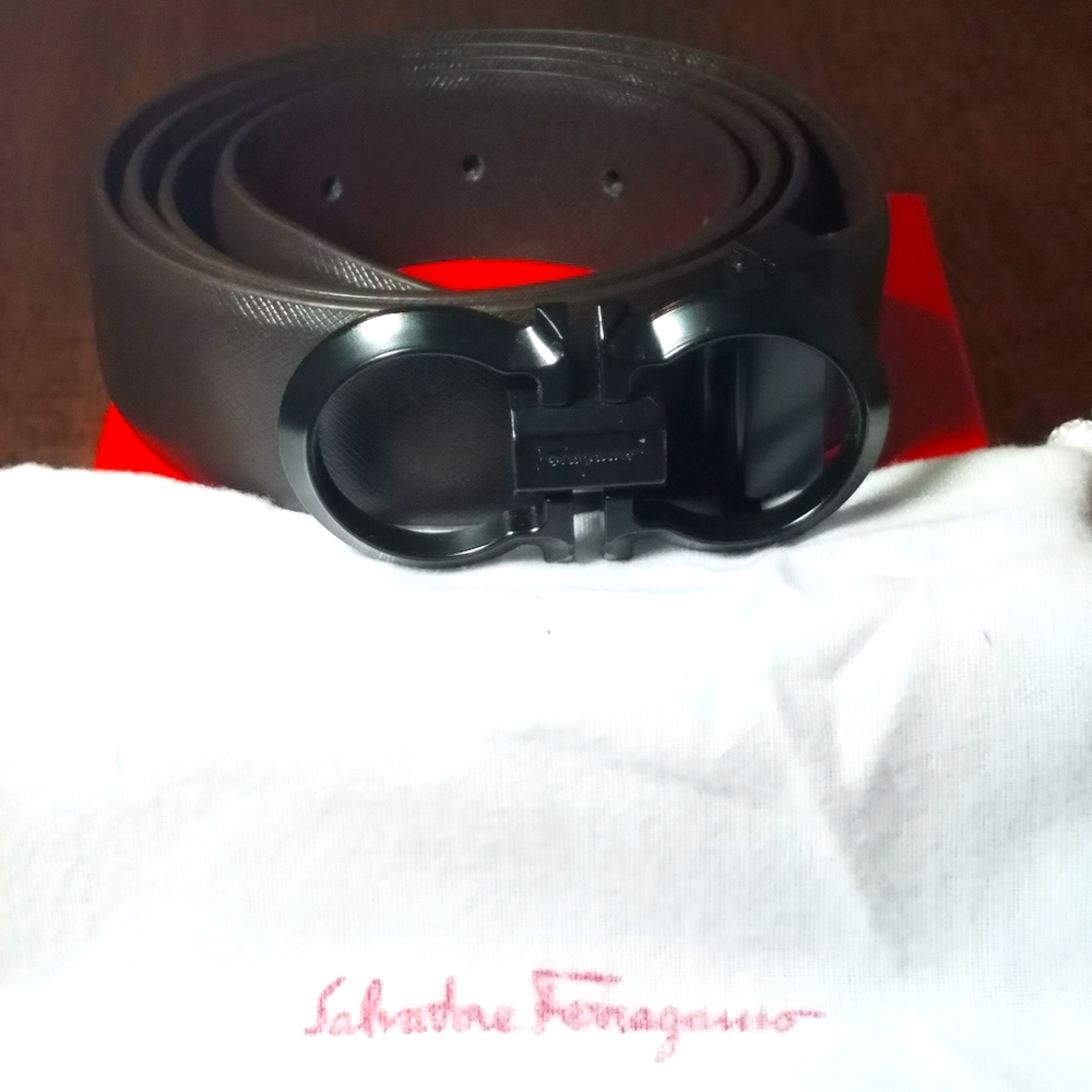 💥 StUNNInG💥 Ferragamo belt
